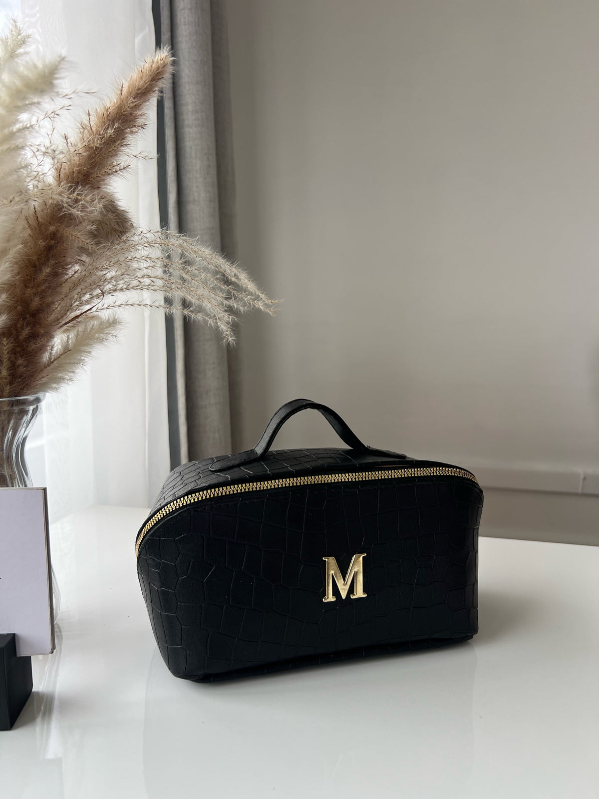 Neceser Mujer en color negro de Hatha Bags
